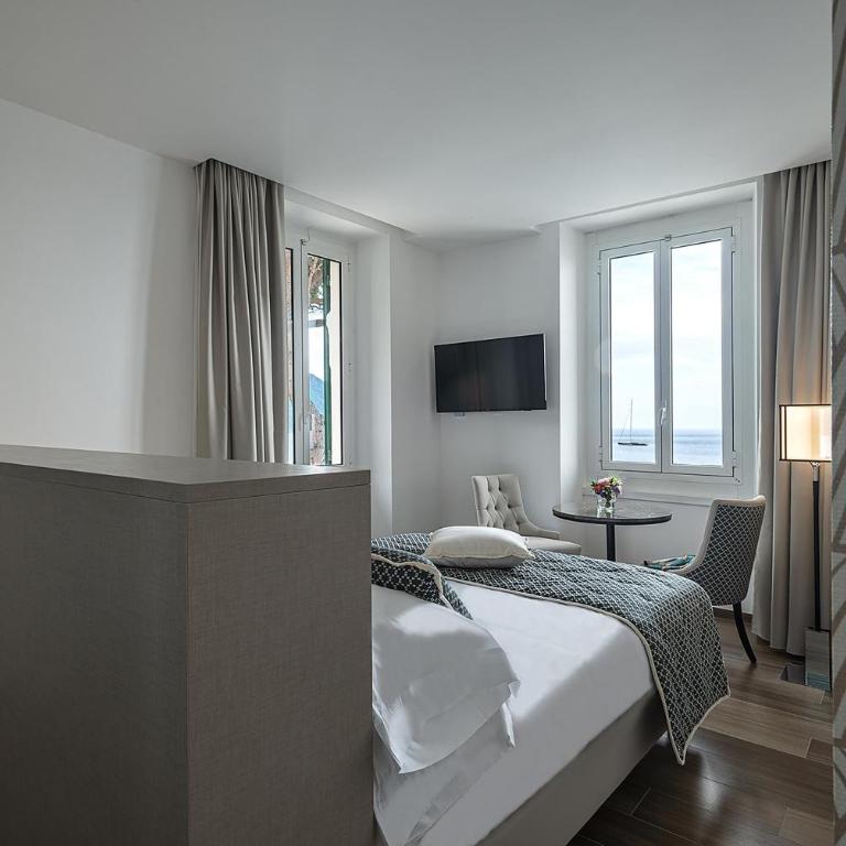 Sublimis Boutique Hotel, WorldHotels Elite - Comfort Queen Room with Terrace and Sea View - Non-Smoking - 1
