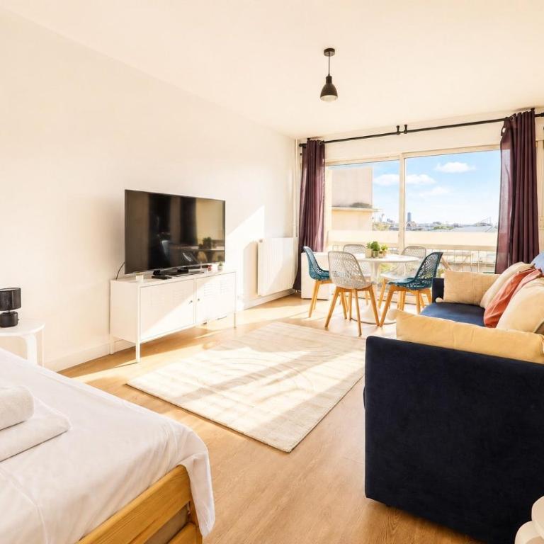 Séjour parisien en famille - Balcon & parking - Apartment - 3
