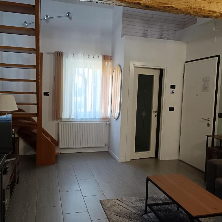 Casa MARGHERITA - Appartamento con 1 Camera da Letto - 31