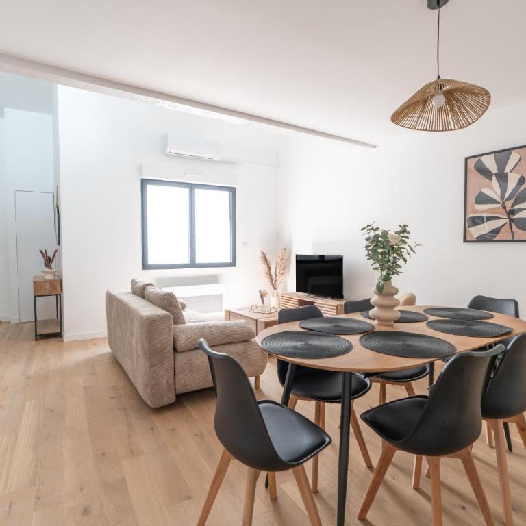 Casernette N O YourHostHelper - Two-Bedroom Apartment - 3