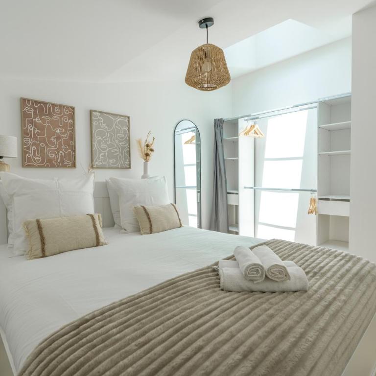 Casernette N O YourHostHelper - Two-Bedroom Apartment - 15