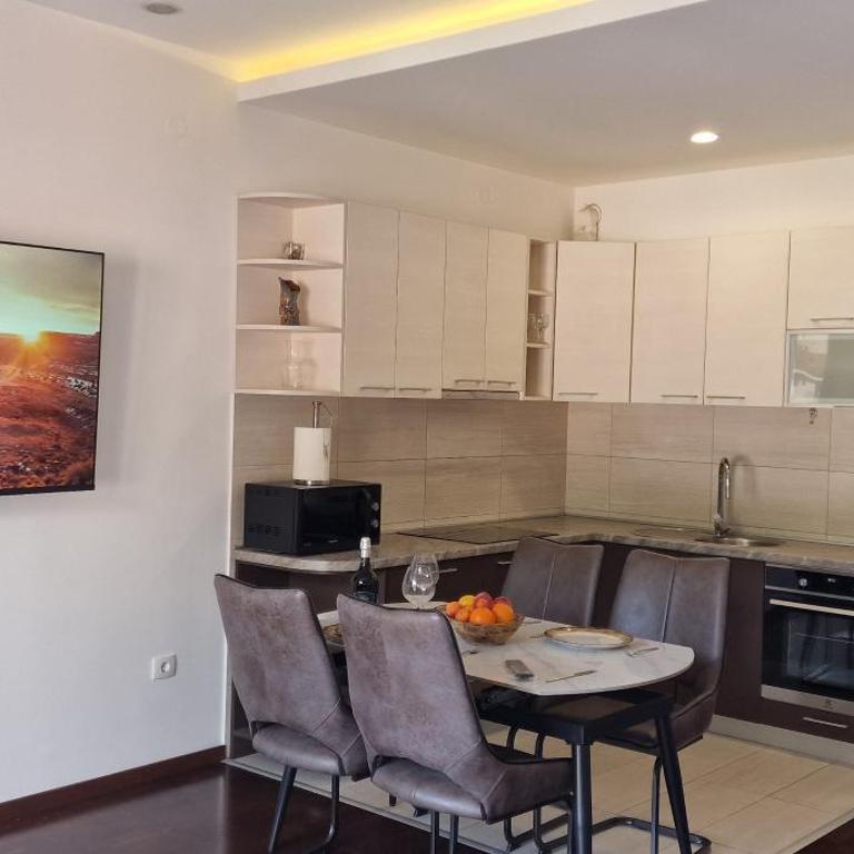 SkyAprt 63m Sea veiw - One-Bedroom Apartment - 6