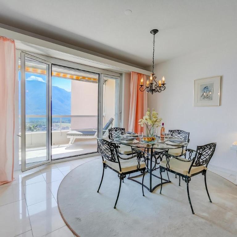 Casa Monti Belvedere with Pool + Terrace Dining - Happy Rentals - Appartamento Deluxe - 13