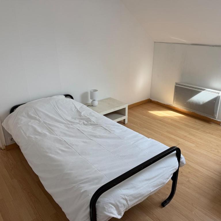 Maison meublée pour 8 personnes avec 4 chambres - Maison 4 Chambres - 7