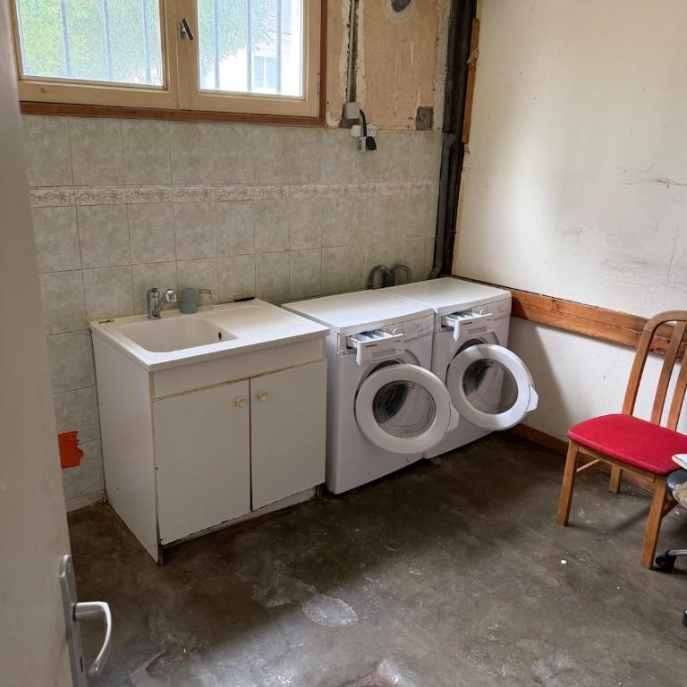 Maison meublée pour 8 personnes avec 4 chambres - Maison 4 Chambres - 18
