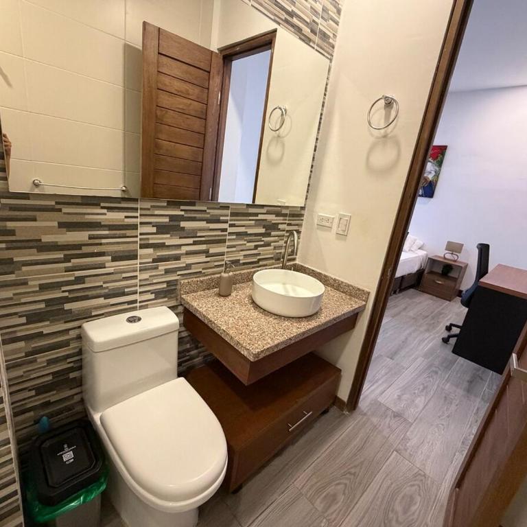 Apt in Centro Historico Jacuzzi Wi-Fi - Apartamento de 1 dormitorio - 4