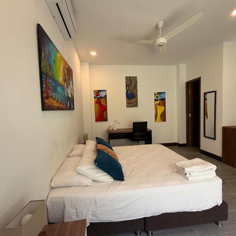 Apt in Centro Historico Jacuzzi Wi-Fi - Apartamento de 1 dormitorio - 9
