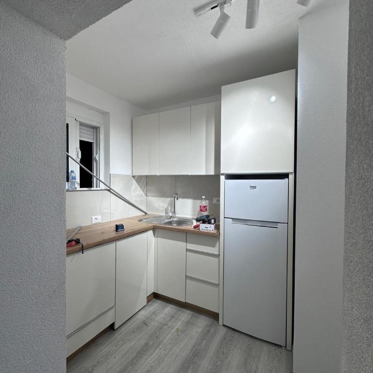 Maki lux - Apartman sa 1 Spavaćom Sobom - 19
