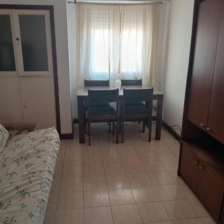 DEPTO 2 ambientes - Apartamento de 2 dormitorios - 4