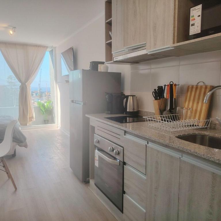 Oceanfront apartment overlooking the port of Coquimbo - One-Bedroom Apartment - 11