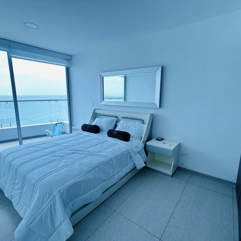 Grand Diamond Beach, 7 pax, 2 bathrooms, terrace view - One-Bedroom Apartment - 16
