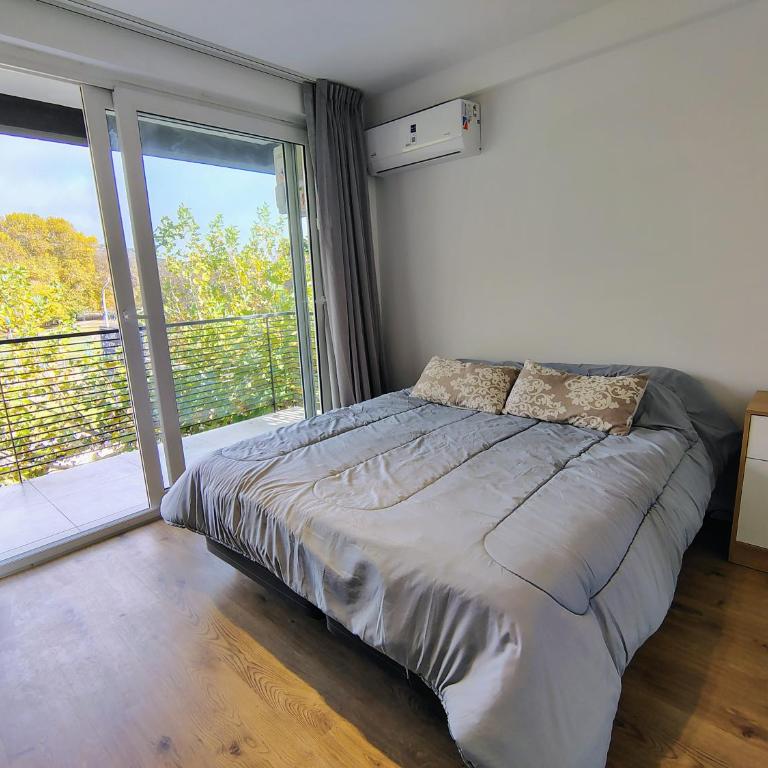 Serranos Apart - Apartamento de 2 dormitorios con balcón y terraza - 3