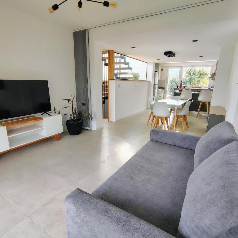 Serranos Apart - Apartamento de 2 dormitorios con balcón y terraza - 1