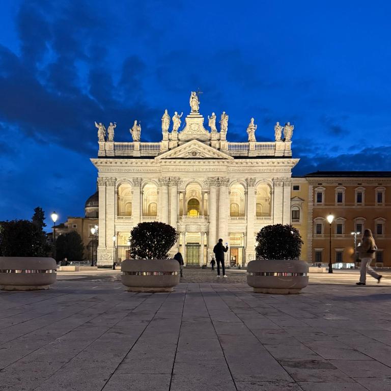 DOMUS ART SUITES MERULANA - Appartamento con 2 Camere da Letto - 4