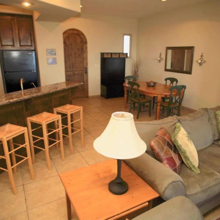 Bella Sirena Condo-BEST VIEWS! Tower A! - Apartamento de 2 dormitorios - Frente al océano - 24