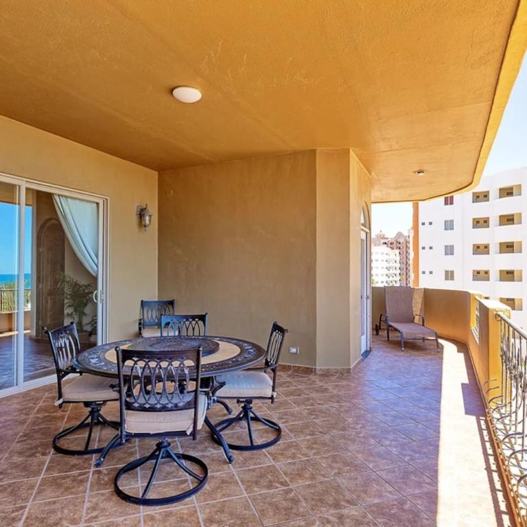 Bella Sirena Condo-BEST VIEWS! Tower A! - Apartamento de 2 dormitorios - Frente al océano - 28
