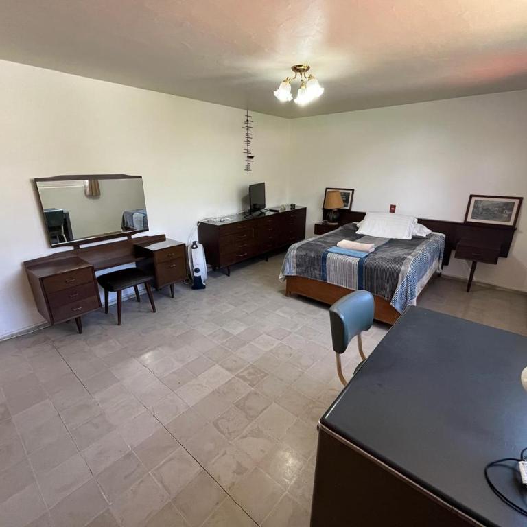 Casa Orquidea Querétaro - Three-Bedroom House - 22