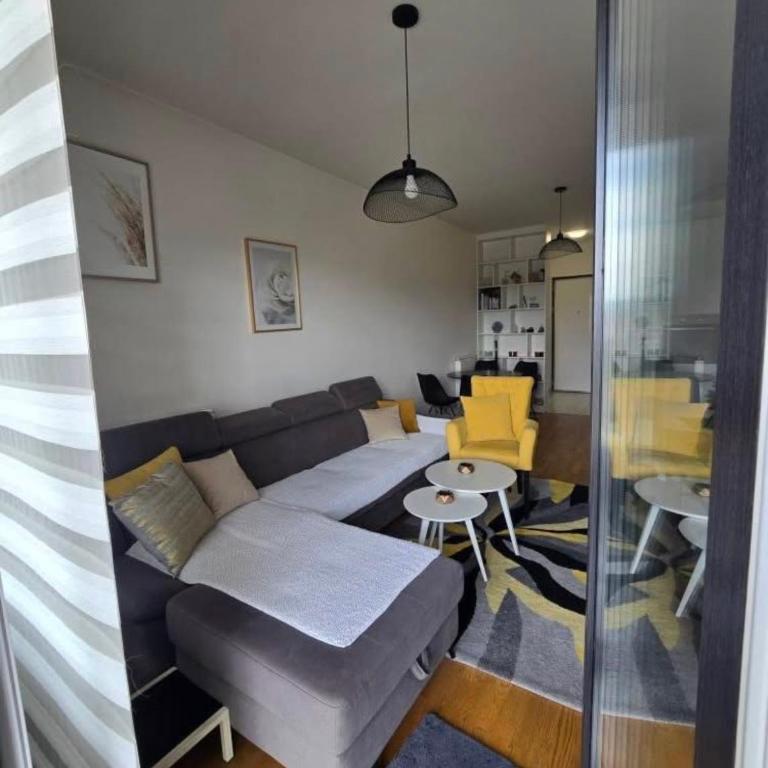 Penthouse Bulevar Stup 57m2 - Two-Bedroom Apartment - 8