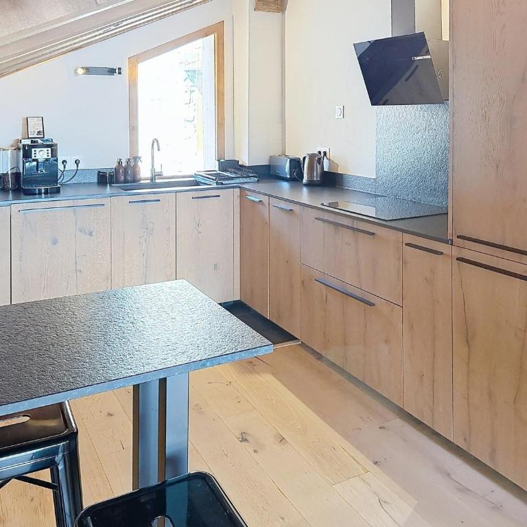 Appartement vue montagne - 10 pers. - Four-Bedroom Apartment - 3