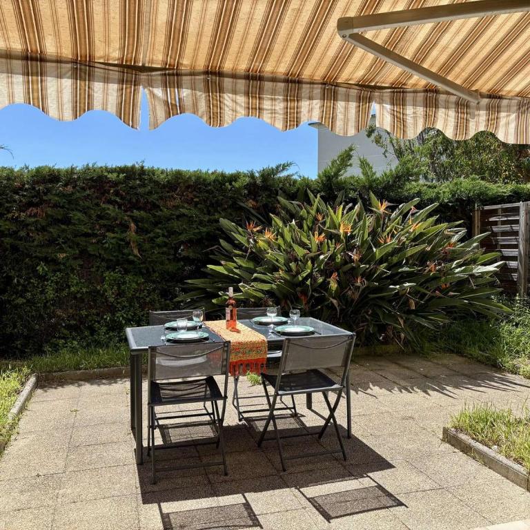 Appartement avec clim et piscine - 3 pers. - FR-1-252-203 - Appartement - 1