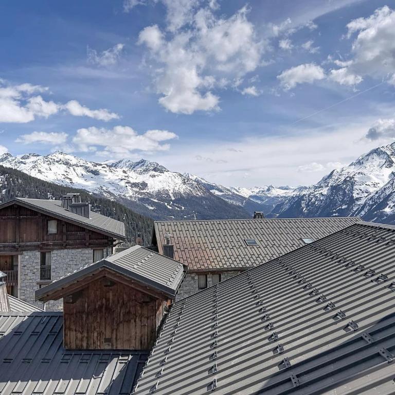 Triplex somptueux, vue montagne - 12 pers. - Five-Bedroom Apartment - 14