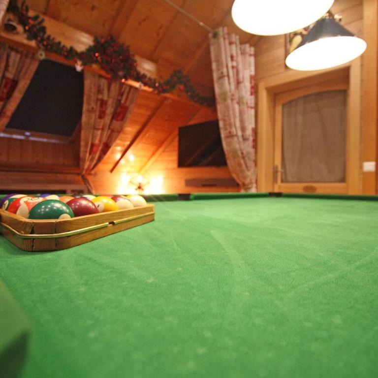 Chalet spacieux avec animaux - ? pers. - FR-1-589-857 - Maison de Vacances - 16