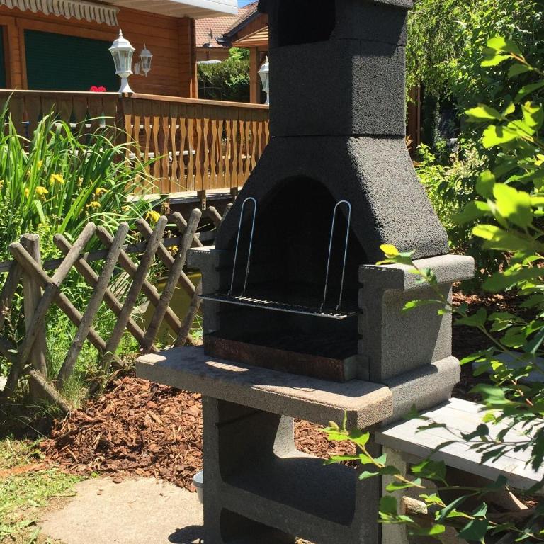 Chalet spacieux avec animaux - ? pers. - FR-1-589-857 - Maison de Vacances - 30