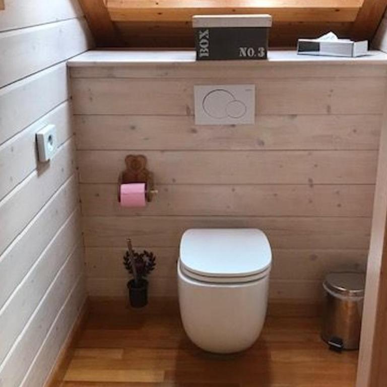 Chalet spacieux avec animaux - ? pers. - FR-1-589-857 - Maison de Vacances - 36