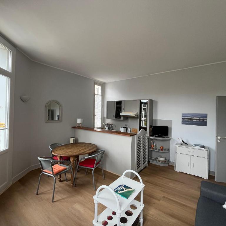 Charmant appartement en centre-ville - 2 pers. - FR-1-319-639 - Appartamento - 3