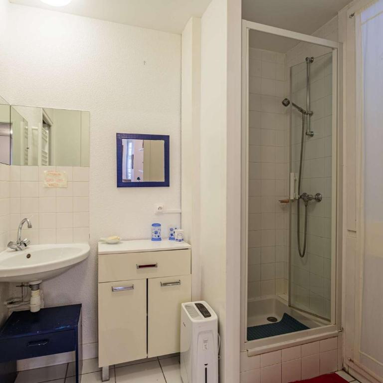 Studio agréable au cœur de St Jean de Luz - FR-1-4-712 - Apartamento - 4