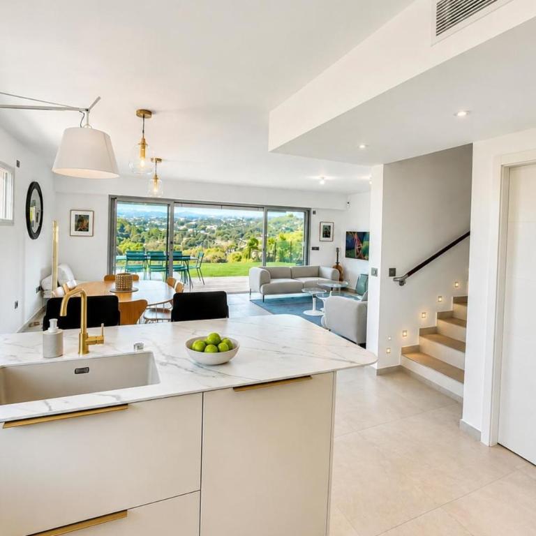 Villa contemporaine de standing Antibes 3 Chbres - 6 Pers - PiscineParking - Villa - 16