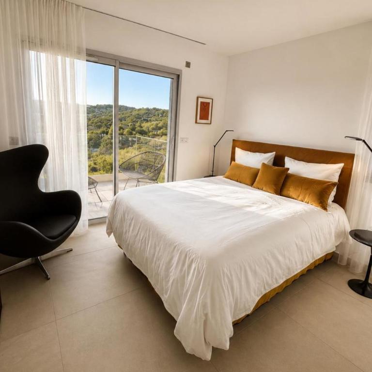 Villa contemporaine de standing Antibes 3 Chbres - 6 Pers - PiscineParking - Villa - 34