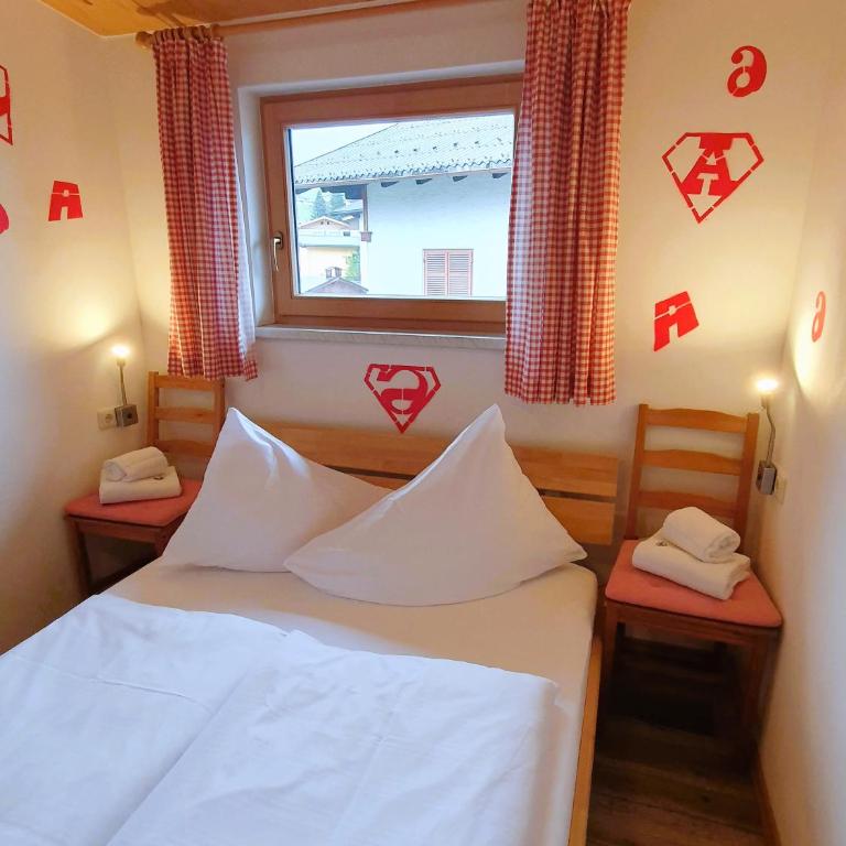 Alpking Hostel - Doppelzimmer mit Gemeinschaftsbad - 4