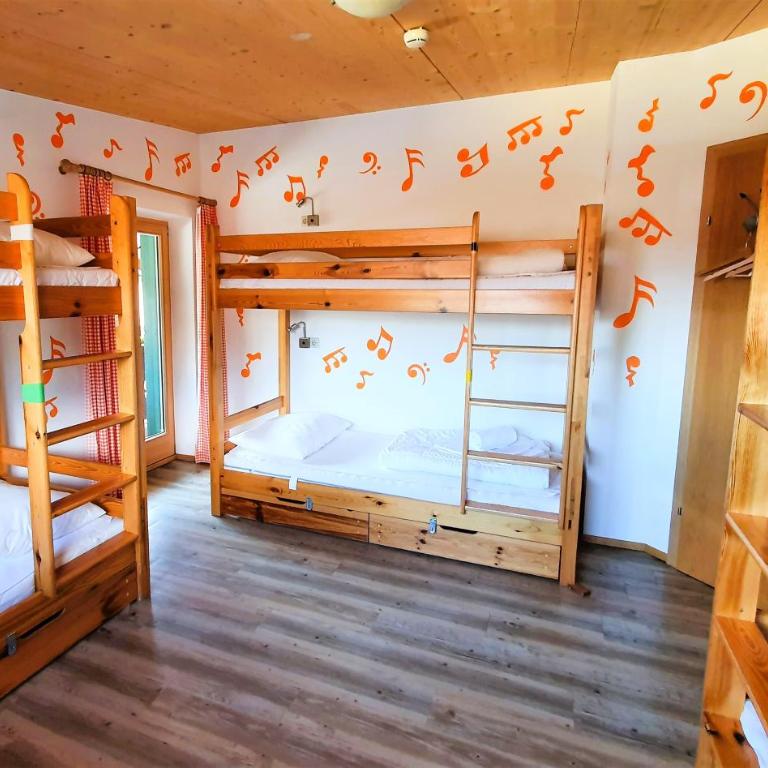 Alpking Hostel - Comfort Schlafsaal - 7
