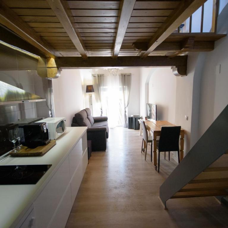 PINTORES ROOMS Apartamentos Turísticos - Studio-Apartment - 3