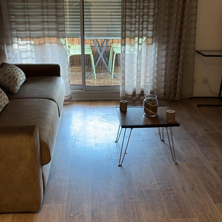 Adorable studio 3 p climatisé - HYERES Port plages - Appartement - 4