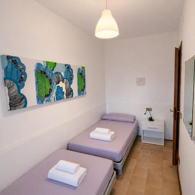 Three room apartment near the beach and the center - Two-Bedroom Apartment - 7