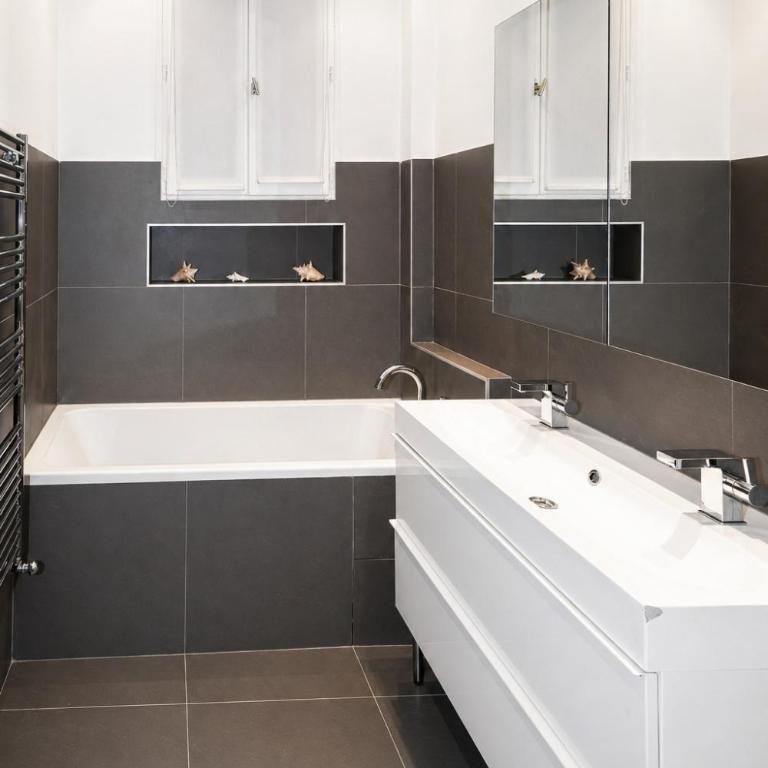 Haussmannian charm Eiffel Tower and Arc de Triomphe - Appartamento con 1 Camera da Letto - 5