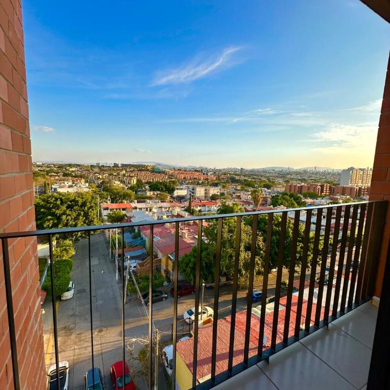Departamento, Vista panorámica, Estacionamiento techado - Three-Bedroom Apartment - 23