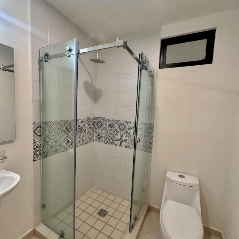 Departamento, Vista panorámica, Estacionamiento techado - Three-Bedroom Apartment - 51