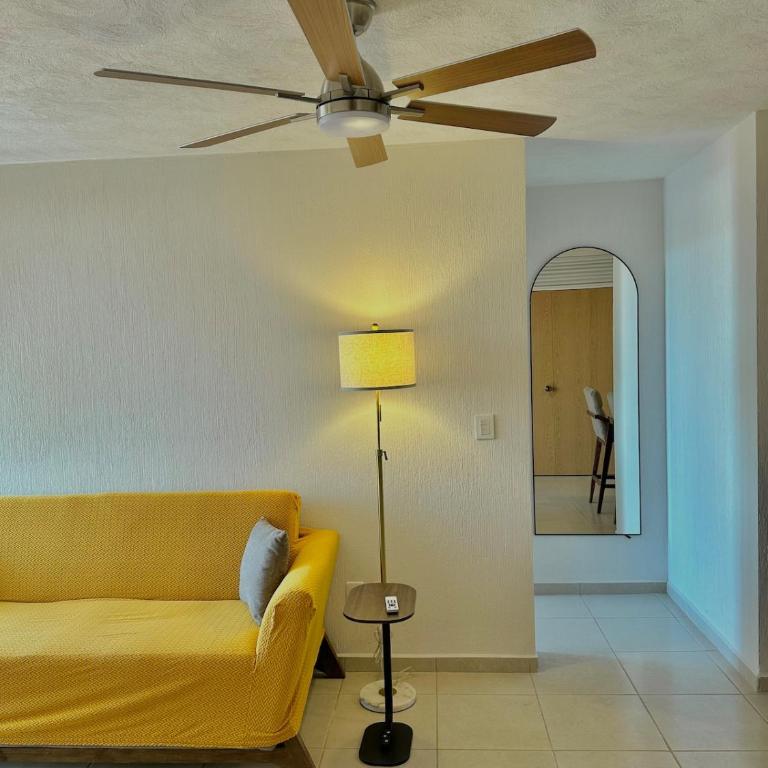 Departamento, Vista panorámica, Estacionamiento techado - Three-Bedroom Apartment - 53