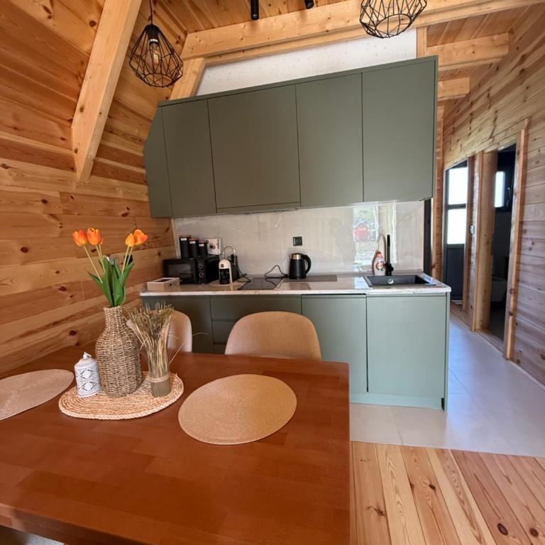 SteLa Mount House - Two-Bedroom Villa - 9