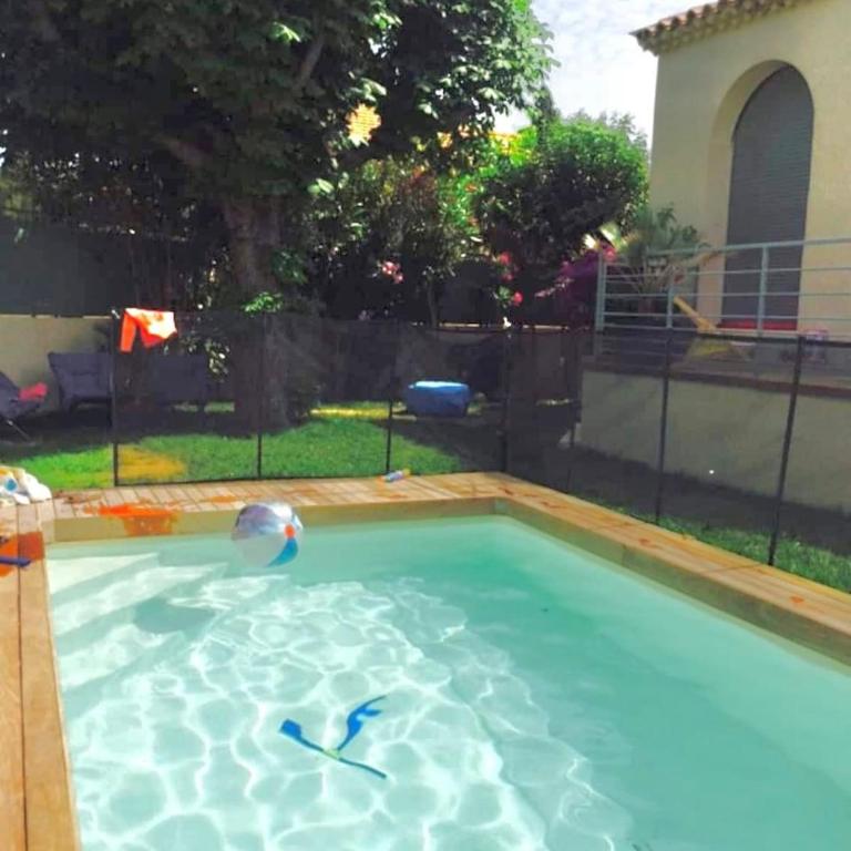 Maison familial climatisée avec piscine chauffée et sécurisée - Four-Bedroom House - 14