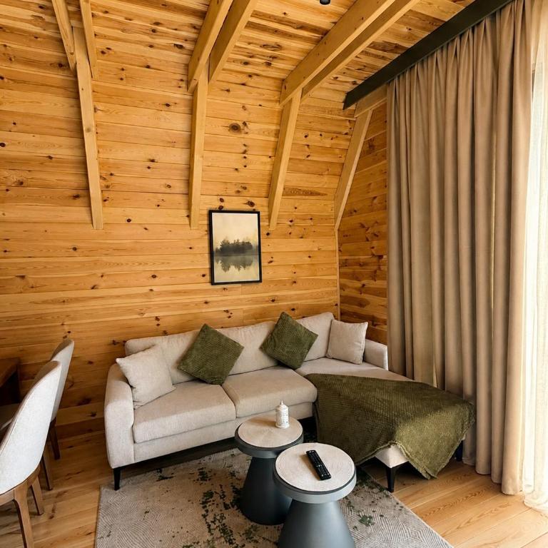 SteLa Mount House - Two-Bedroom Villa - 4