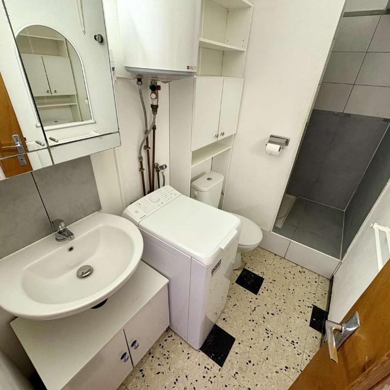 Appartement 2 pièces PORT LA NOUVELLE PN390-013 - Appartement 1 Chambre - 11