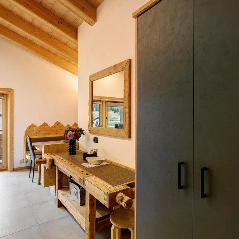 Chalet Plàzal - Two-Bedroom Chalet - 11