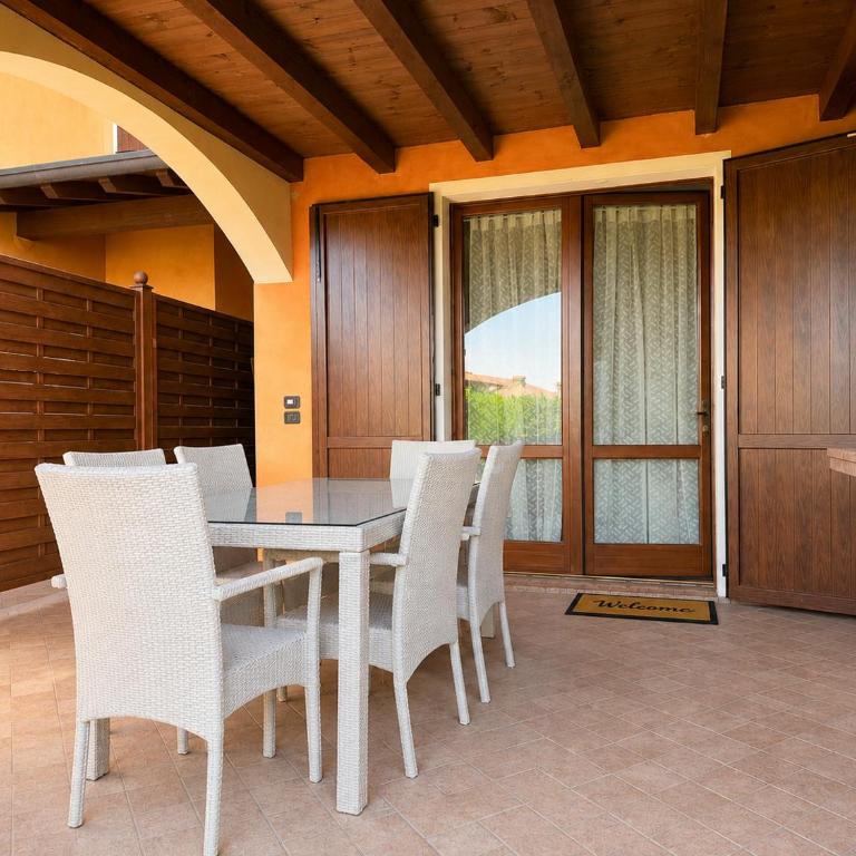 ZetaStay Garda Lake - piscina, giardino e box auto - Appartamento con 2 Camere da Letto e Vista Giardino - 11