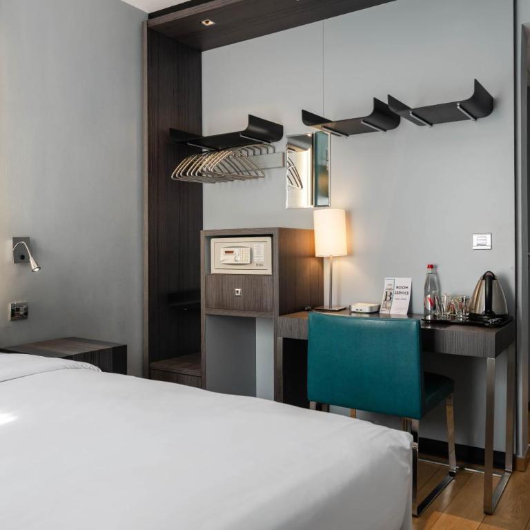 Hôtel Bassano - Chambre Double Classique - 6