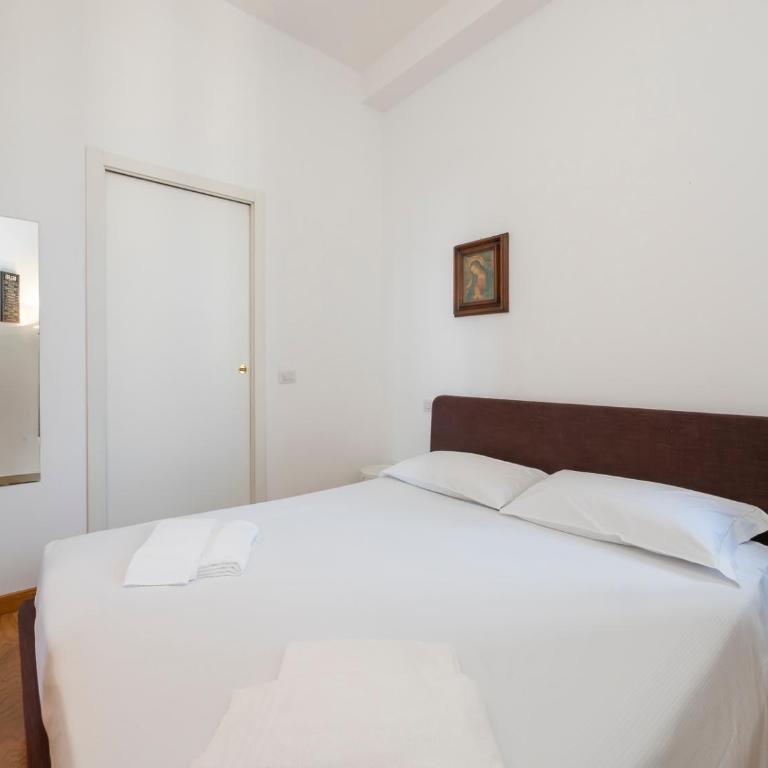 Charme d'Epoca con Terrazzino a Porta Venezia - Appartamento con 1 Camera da Letto - 2