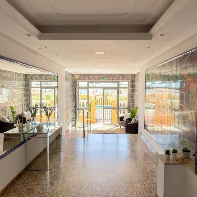 Sea Views from Every Room - Fuengirola Beachfront - Apartamento de 2 dormitorios - 6